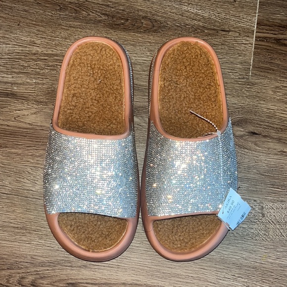 Brown Rhinestone Slides - Picture 2 of 7